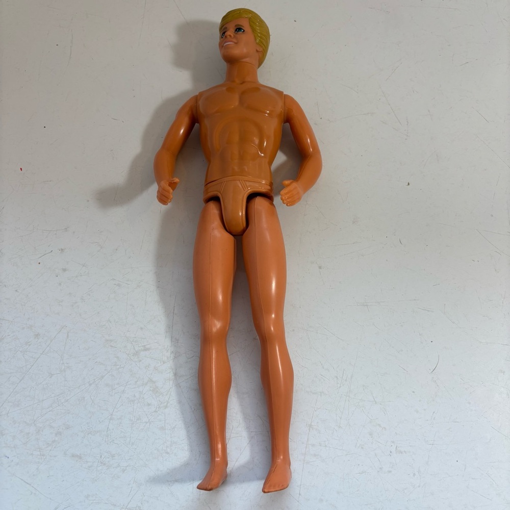 Vintage 1983 blond Ken doll - Barbie - no clothing included